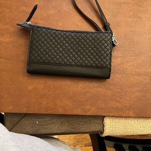 Vera Bradley Black Quilted Women's wristlet.